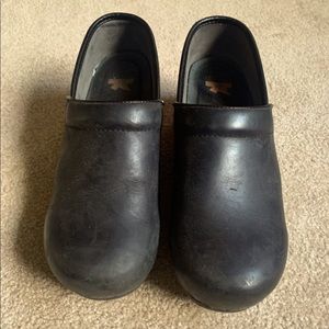 Dansko Clogs, size 10, Black